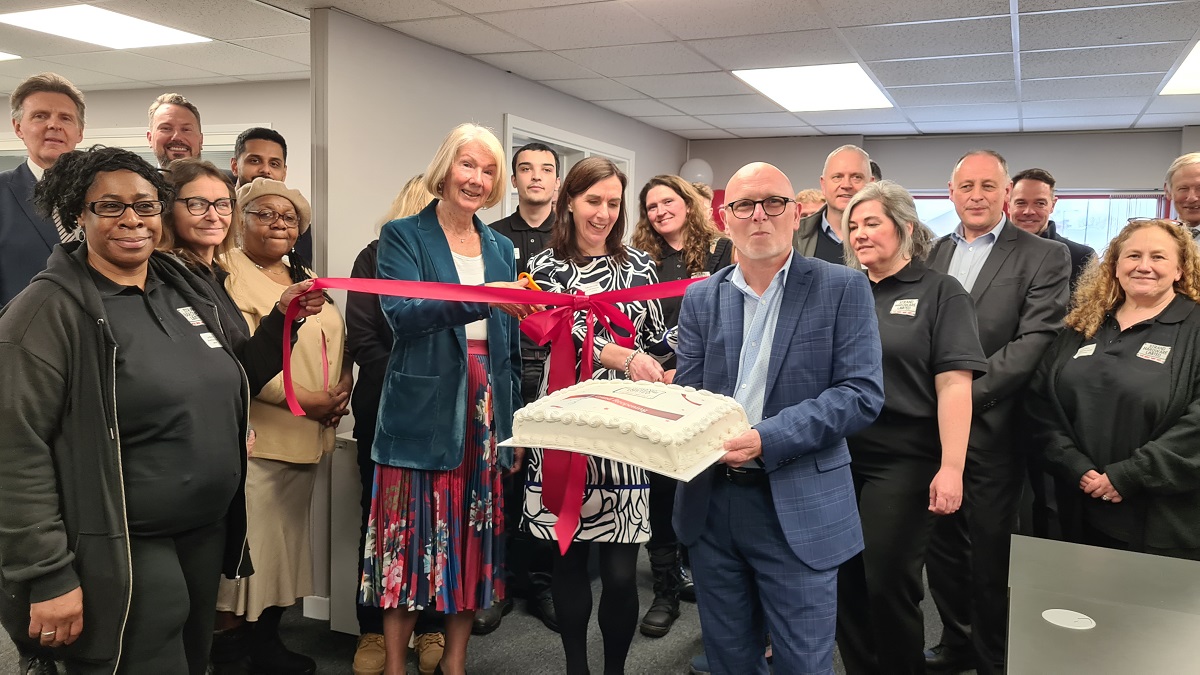 Whiteout Fails to Thwart Strand Celebration